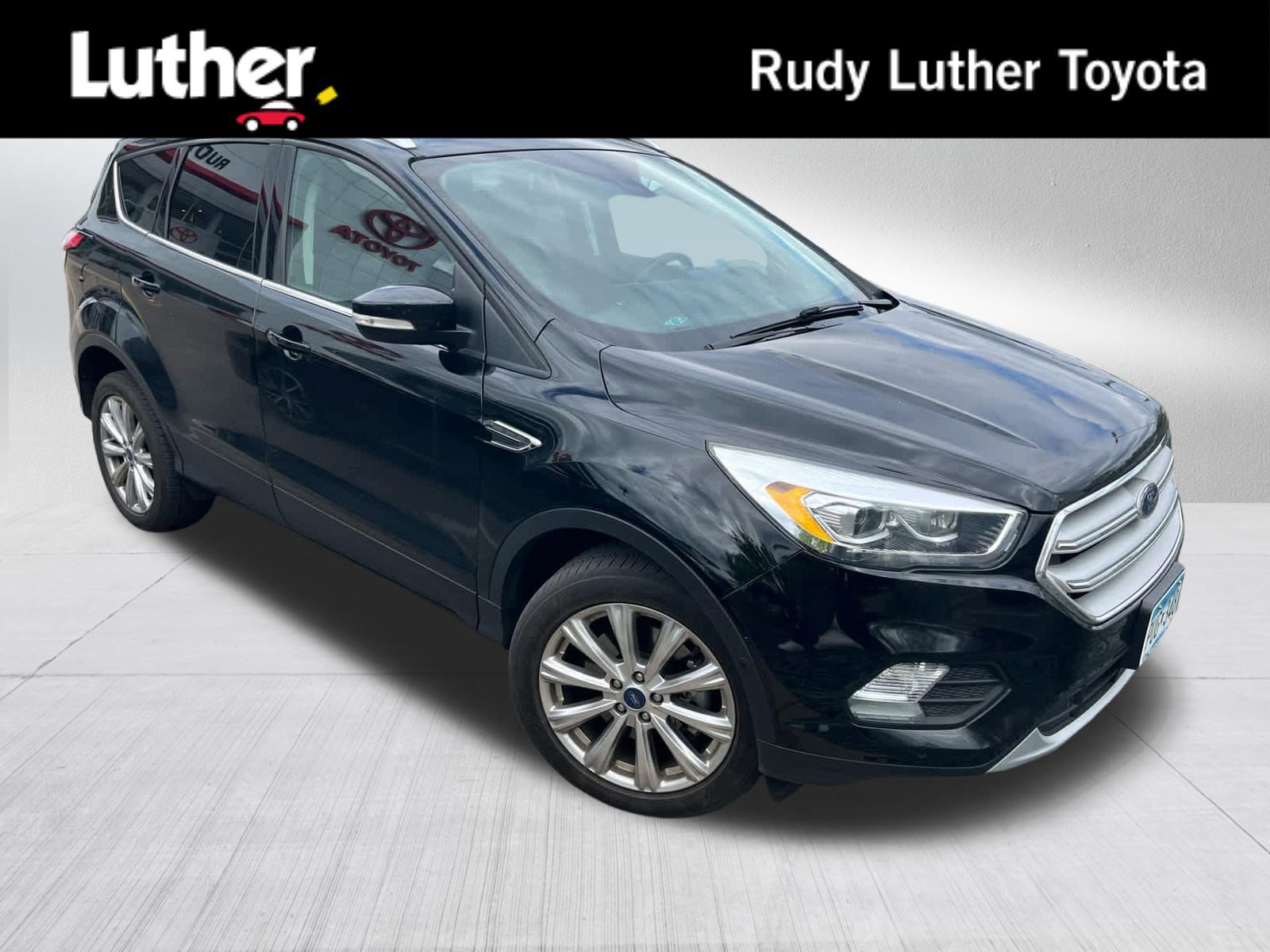 Used 2018 Ford Escape Titanium AWD/4WD image 1
