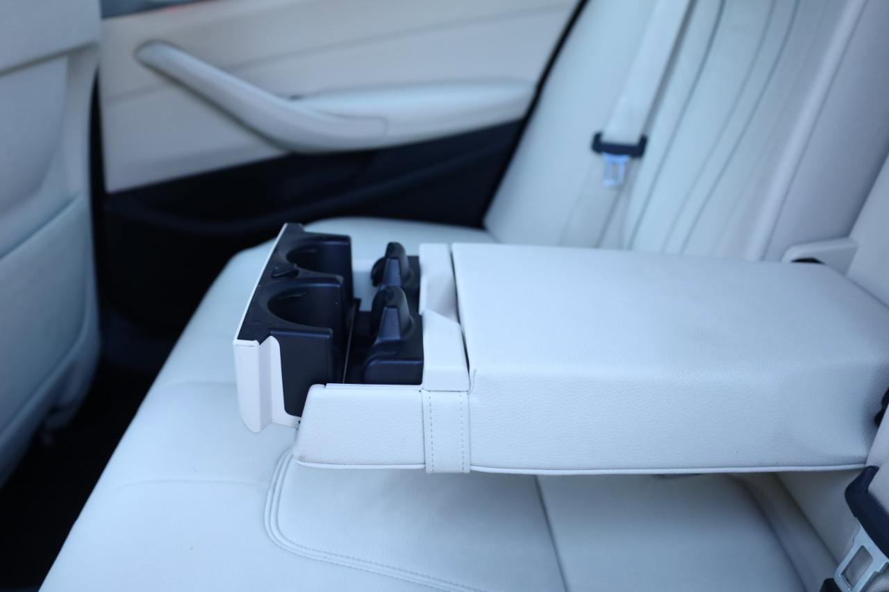 Used 2017 BMW 530i w/ Premium Package RWD image 49