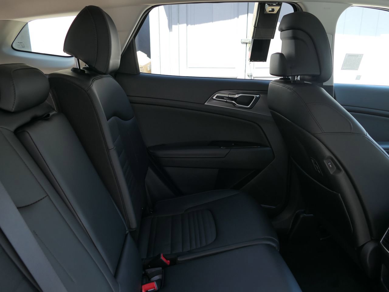 Used 2023 Kia Sportage SX image 24