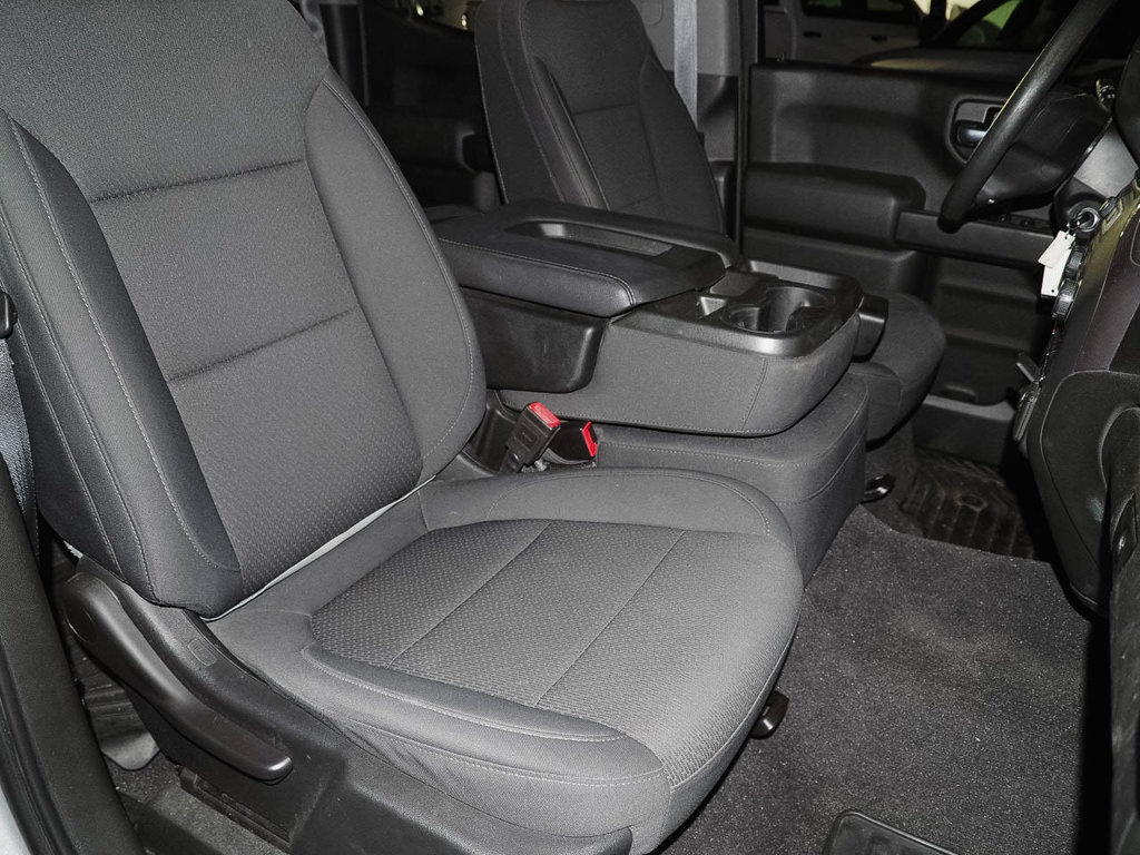 Used 2020 Chevrolet Silverado 1500 Custom w/ Custom Value Package AWD/4WD image 15