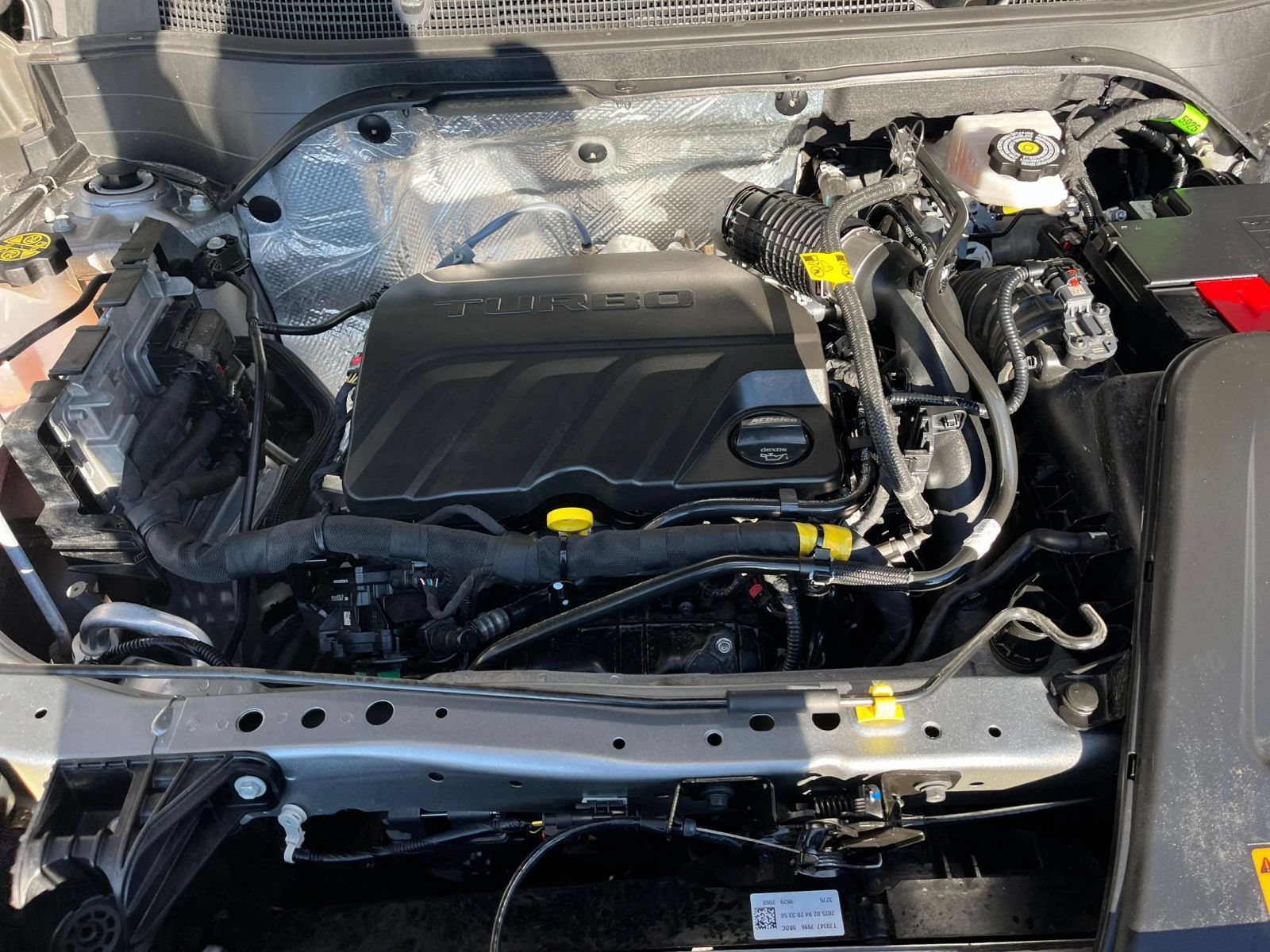 Used 2025 Chevrolet Trax LT FWD image 33