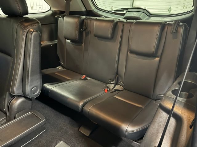 Used 2016 Toyota Highlander Limited Platinum FWD image 37