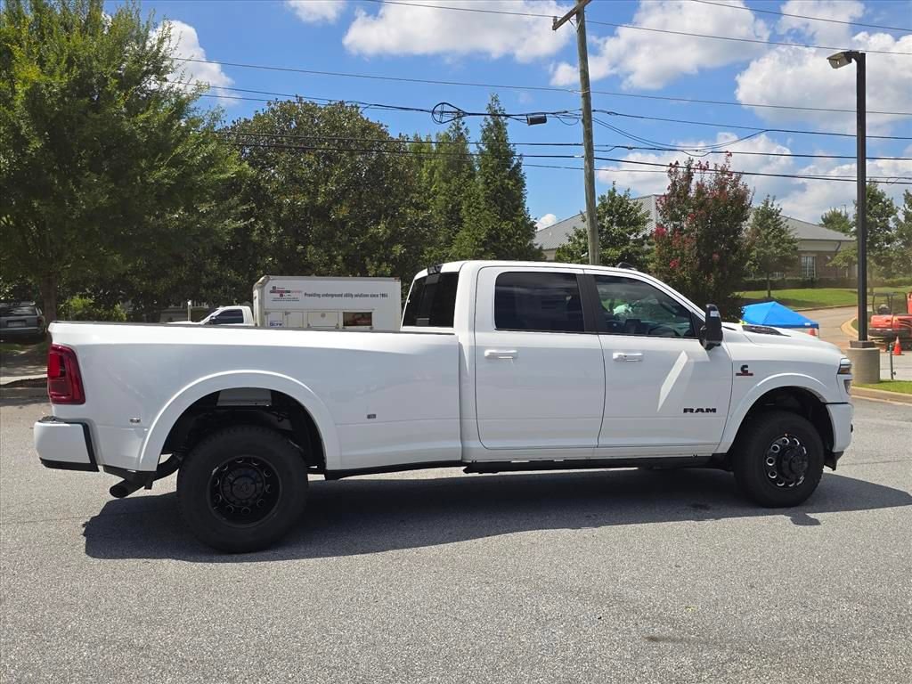 New 2027 RAM 3500 Limited AWD/4WD image 2