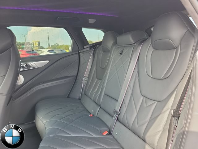 Used 2023 BMW XM AWD/4WD image 10