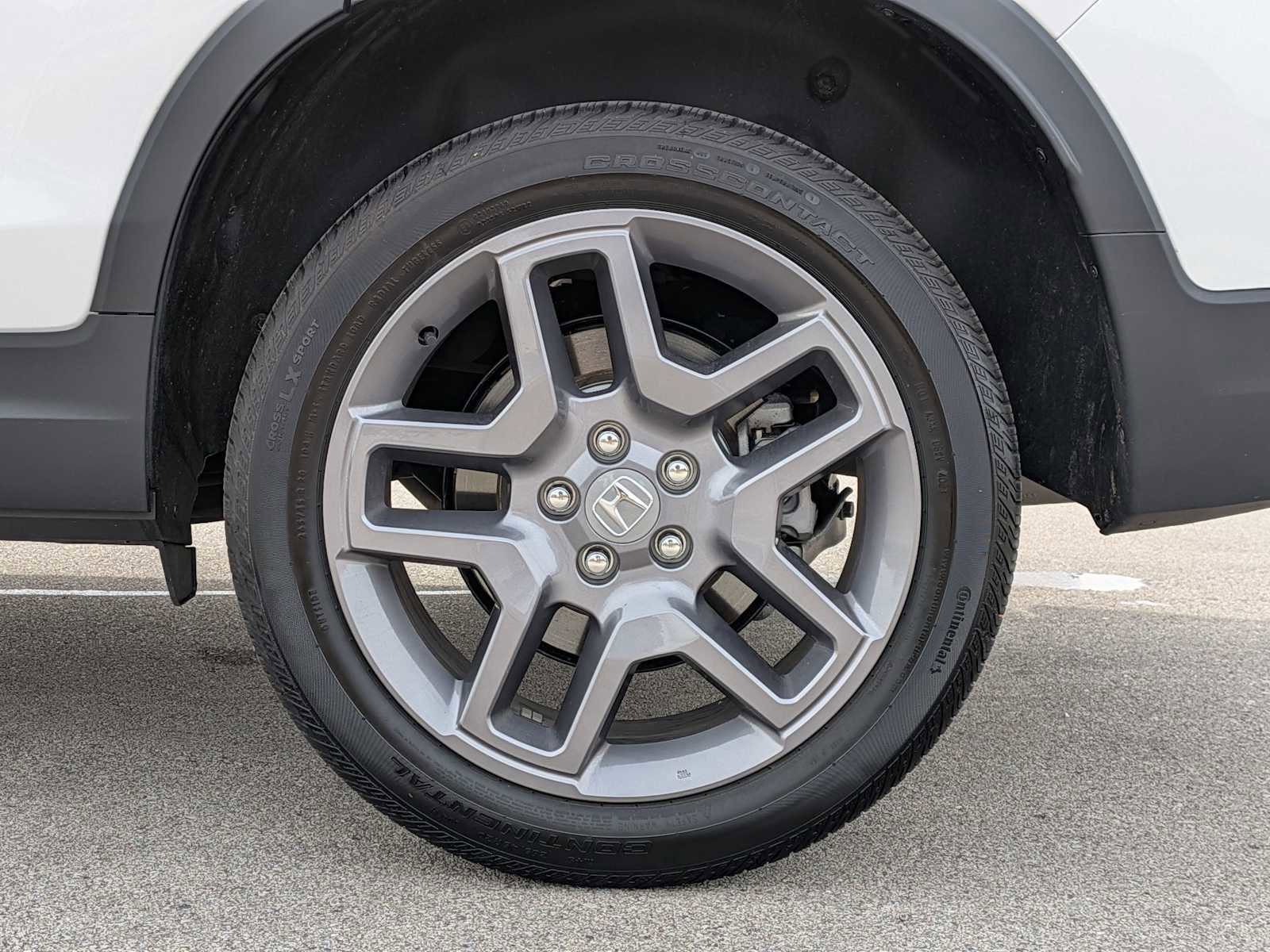 Used 2023 Honda Passport EX-L image 11