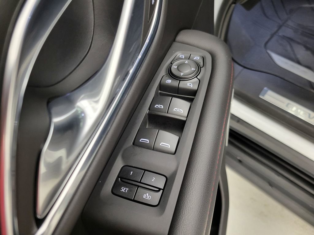 Used 2024 Chevrolet Tahoe RST w/ Luxury Package AWD/4WD image 38