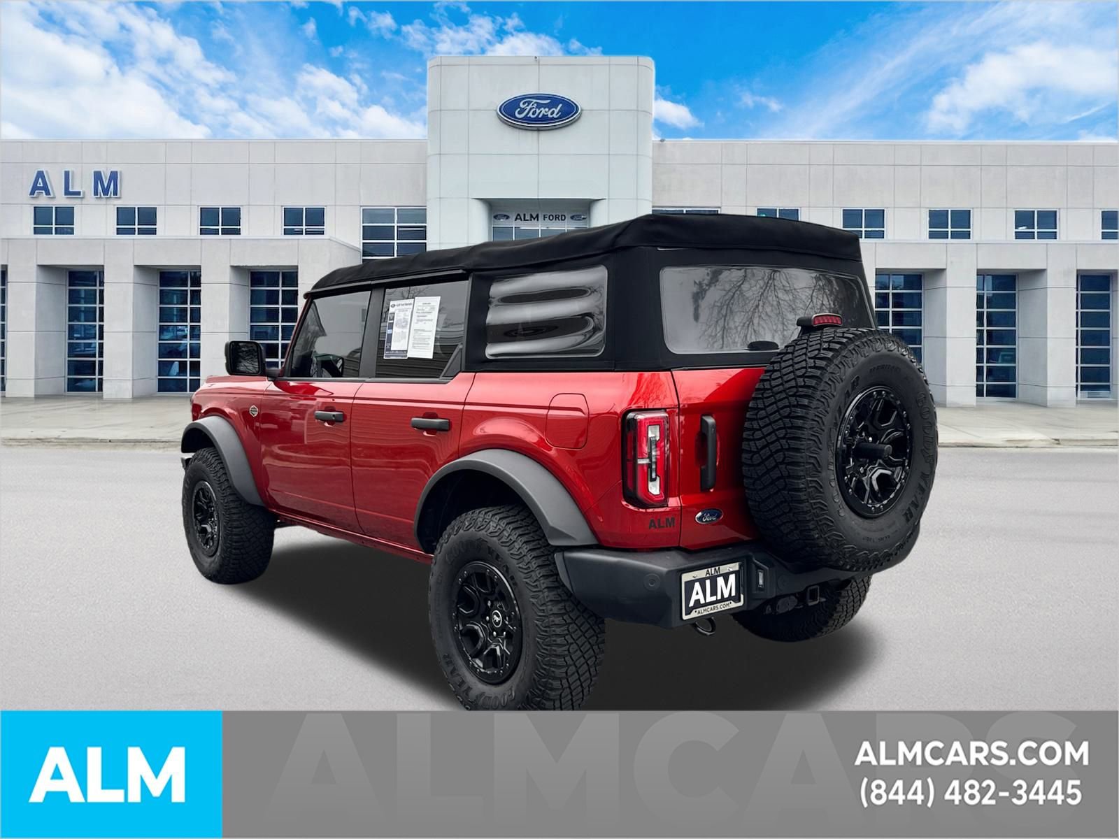 Used 2022 Ford Bronco Wildtrak image 8