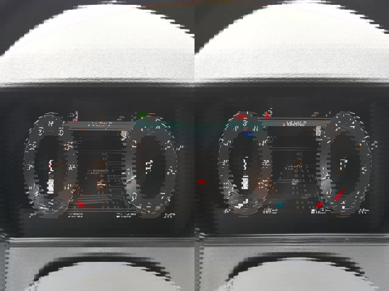 Certified 2024 Land Rover Range Rover Velar Dynamic SE image 35