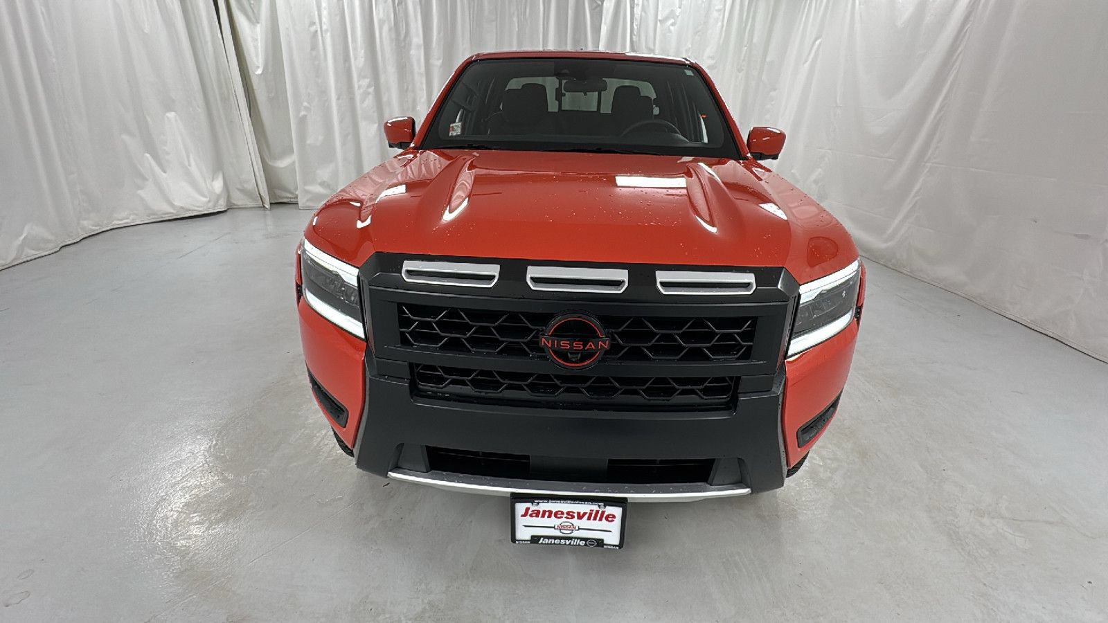 New 2026 Nissan Frontier PRO-4X w/ Pro-4x Convenience Package AWD/4WD image 8