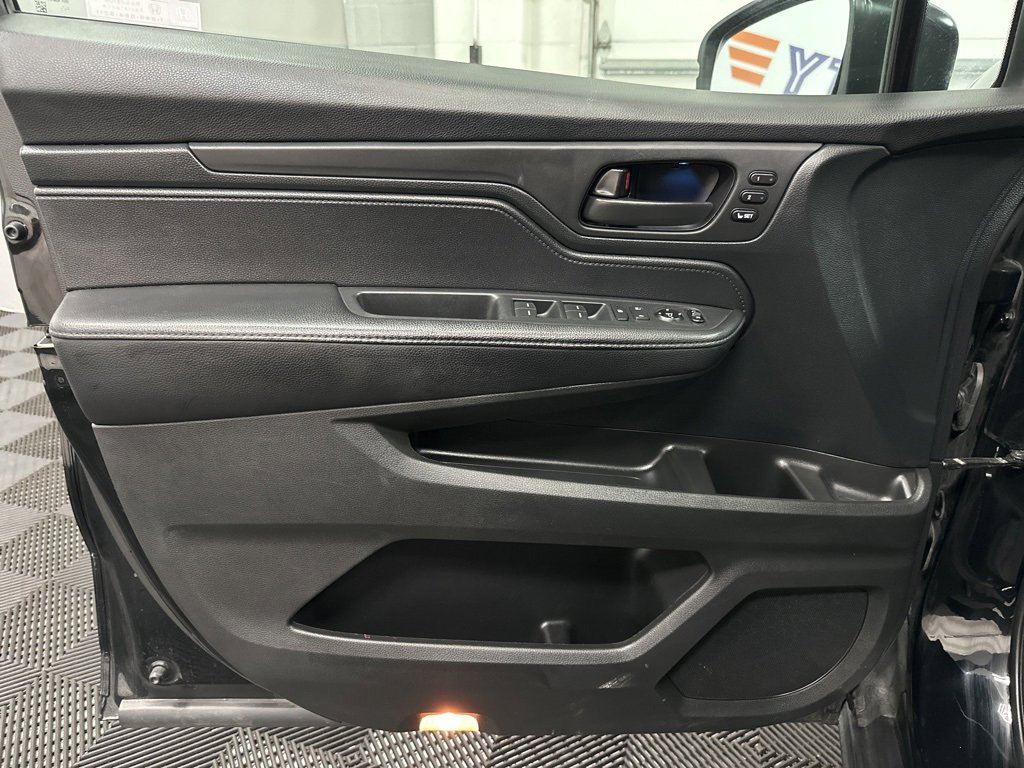 Used 2021 Honda Odyssey EX-L image 18