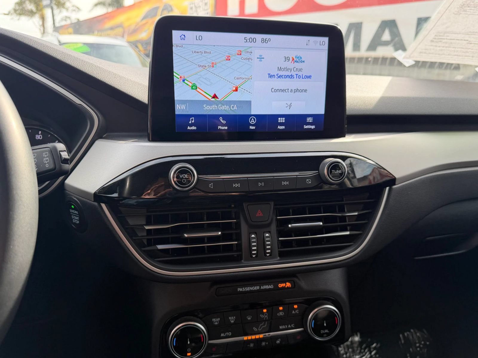 Used 2022 Ford Escape SEL FWD image 16
