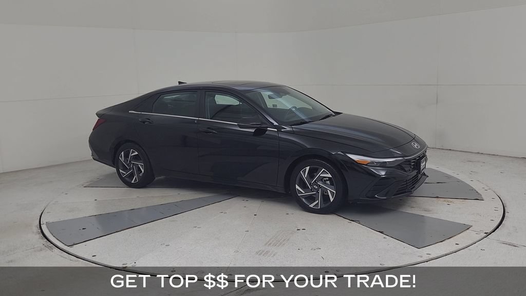 Used 2025 Hyundai Elantra Limited FWD video 2