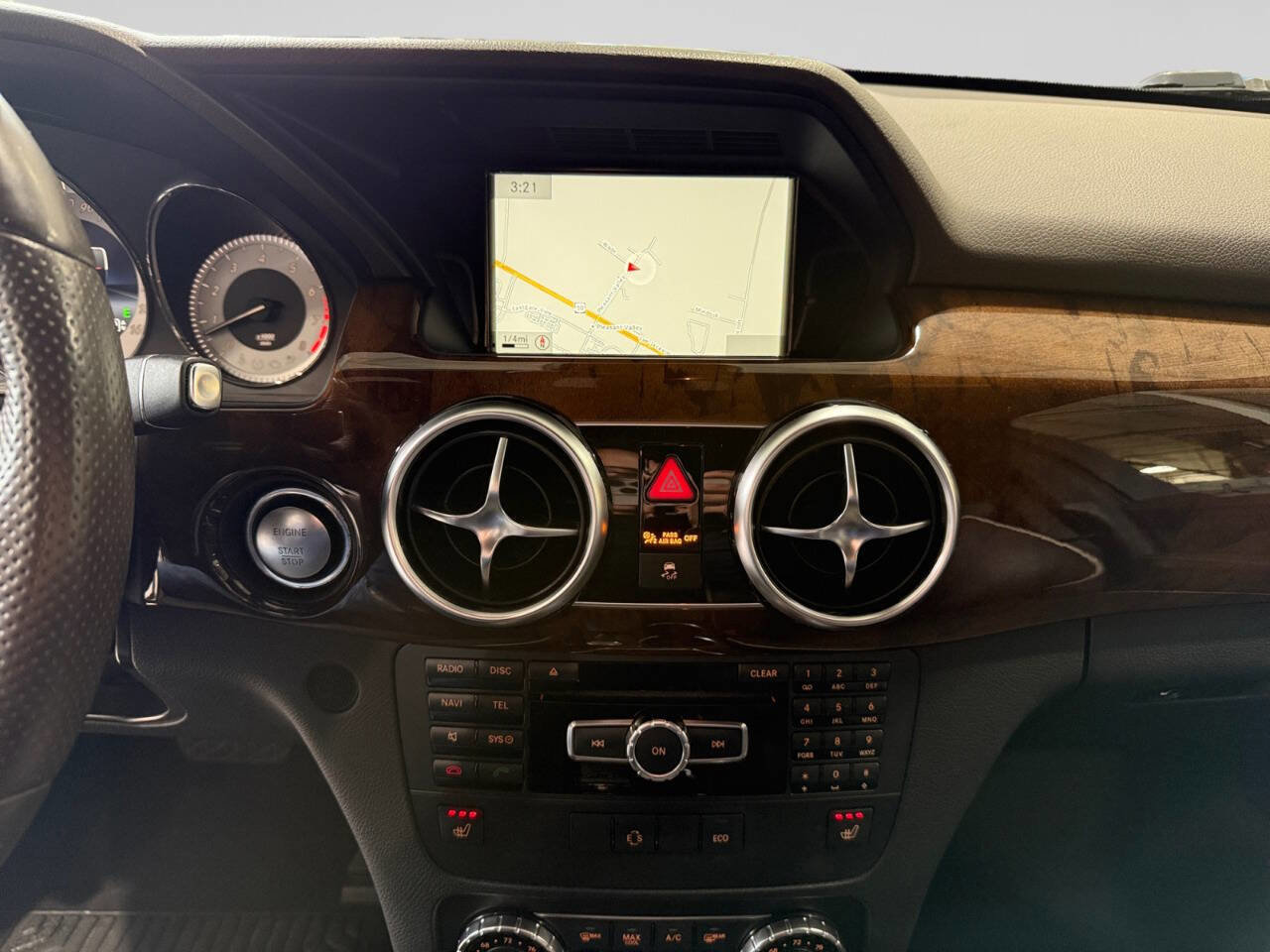 Used 2015 Mercedes-Benz GLK 350 GLK 350 4MATIC AWD 4dr SUV image 15