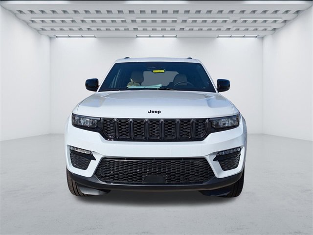 New 2025 Jeep Grand Cherokee Limited w/ Black Appearance Package image 9
