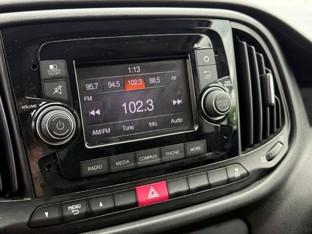 Used 2020 RAM ProMaster City Tradesman w/ Window Group 04 image 25