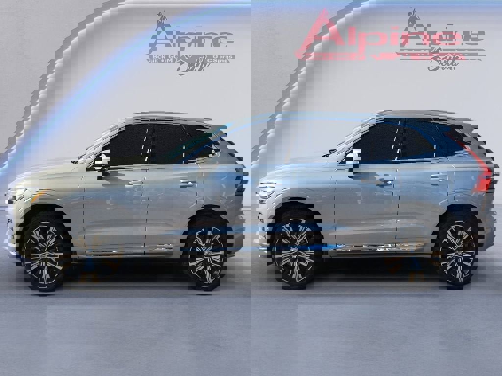 Used 2022 Volvo XC60 B5 Inscription w/ Advanced Package AWD/4WD image 2