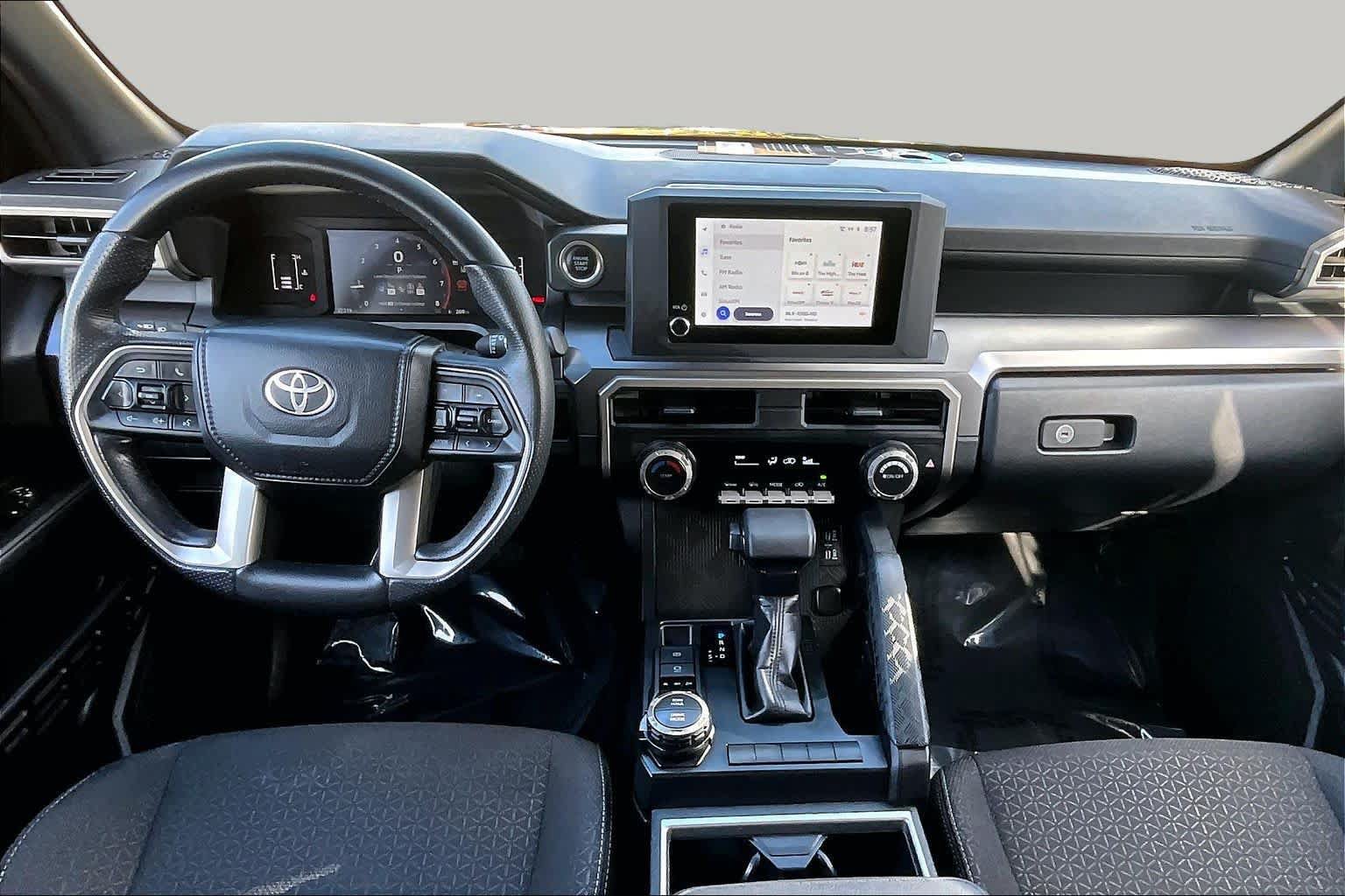Certified 2025 Toyota 4Runner SR5 AWD/4WD image 15