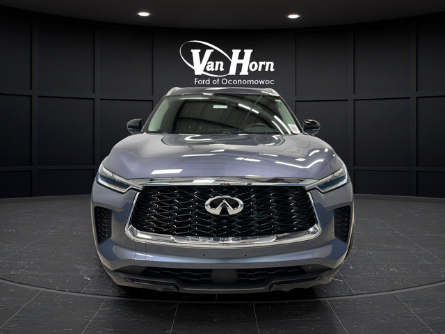 Used 2023 INFINITI QX60 Luxe AWD/4WD image 2