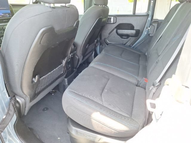 Used 2024 Jeep Wrangler Unlimited Rubicon 4xe AWD/4WD image 16