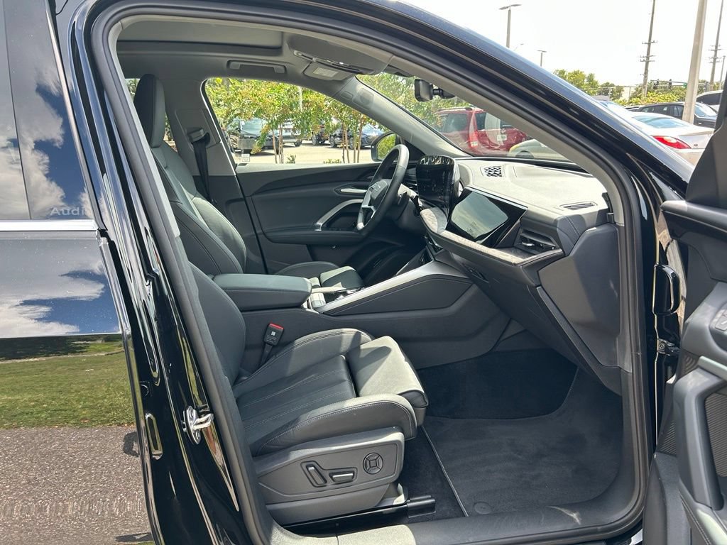 Used 2025 Audi Q5 Premium Plus AWD/4WD image 39