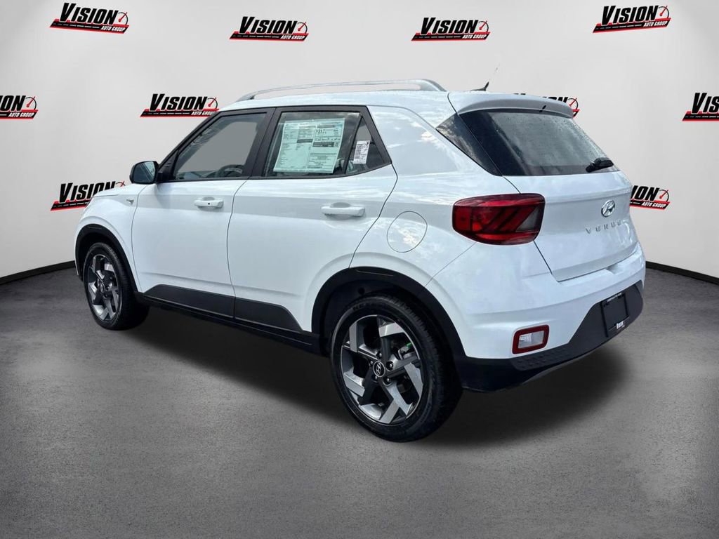 New 2026 Hyundai Venue SEL FWD image 7
