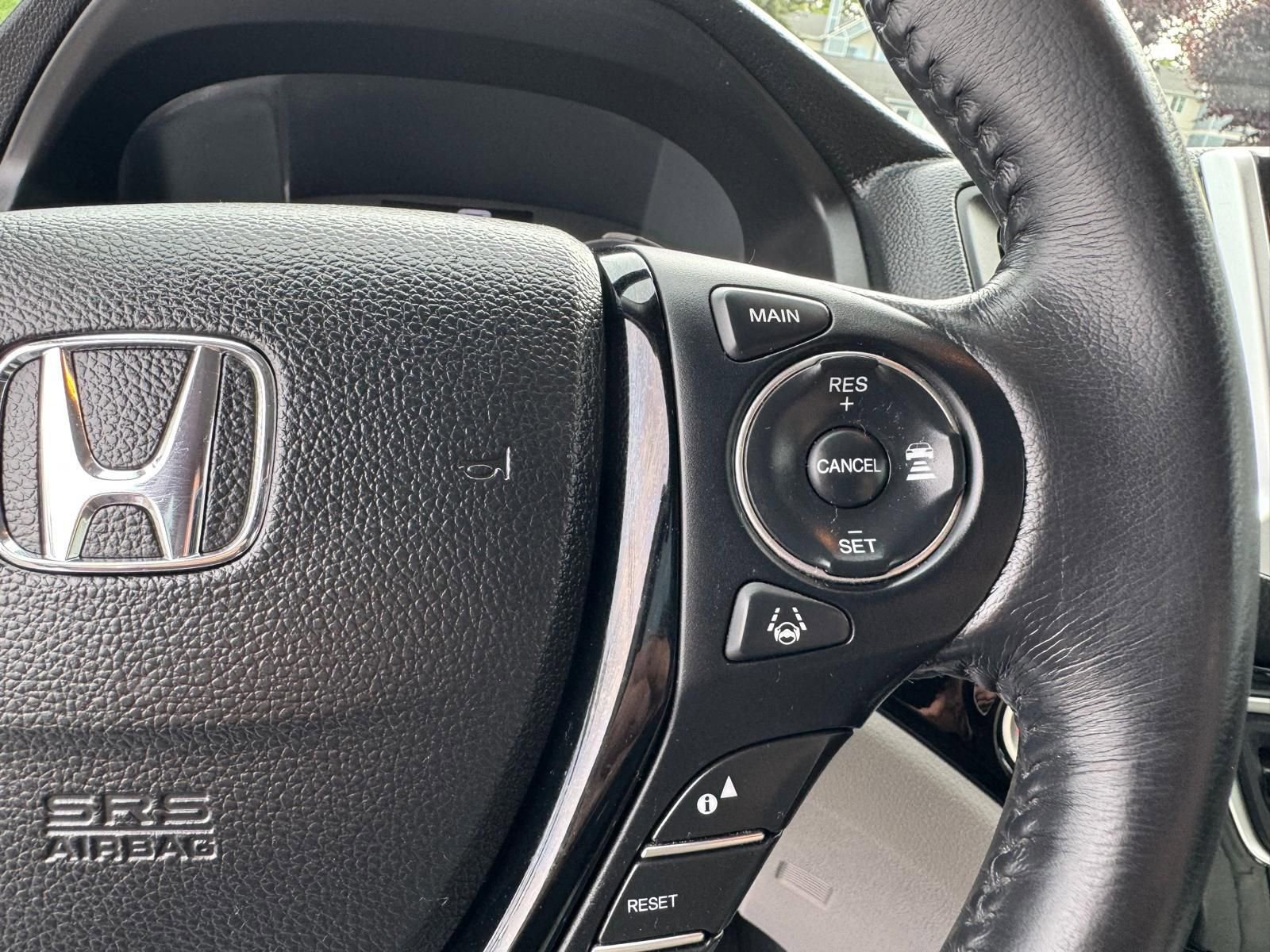 Used 2017 Honda Pilot Touring image 26