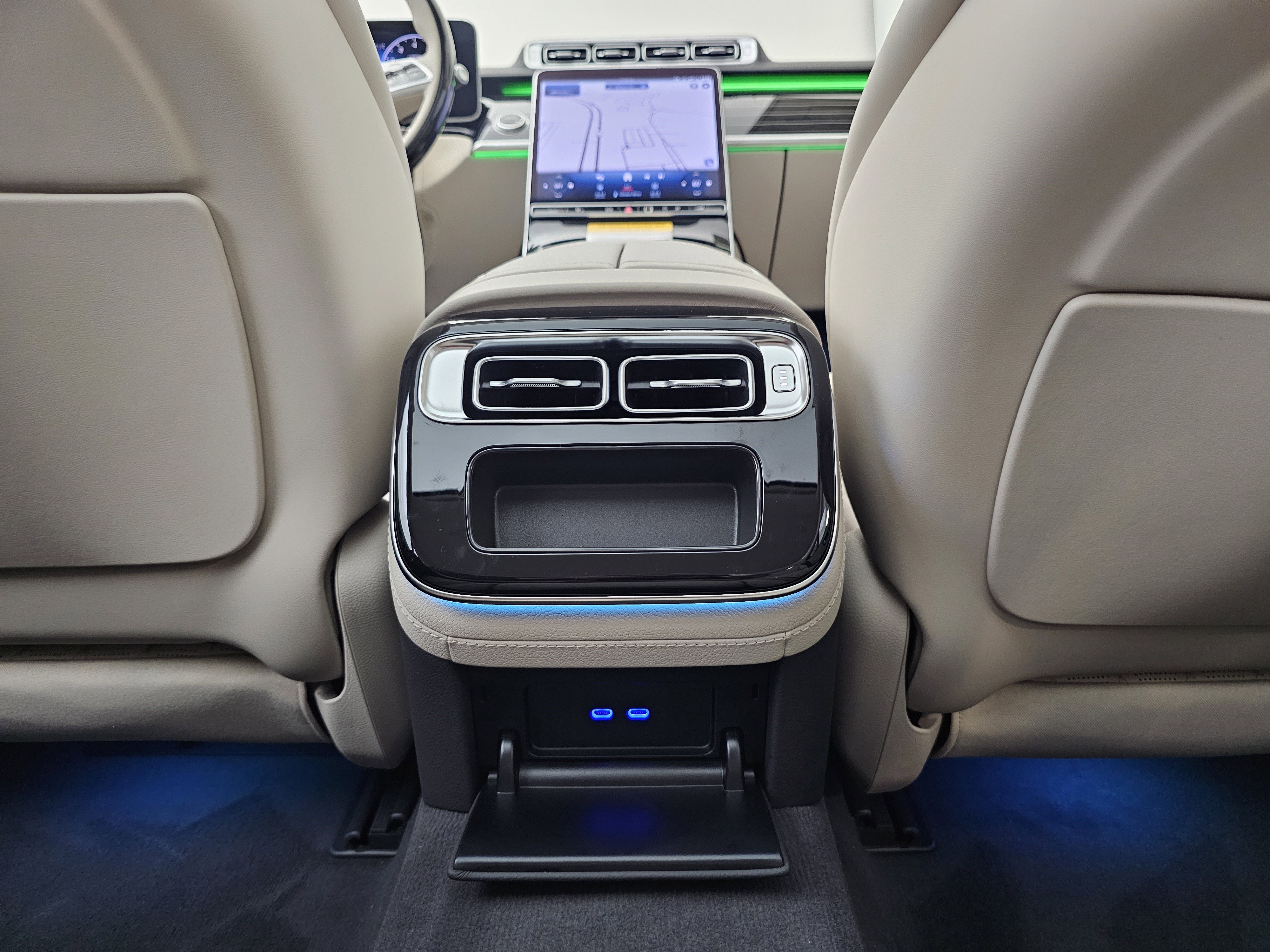 New 2026 Mercedes-Benz S 580 4MATIC Sedan image 32