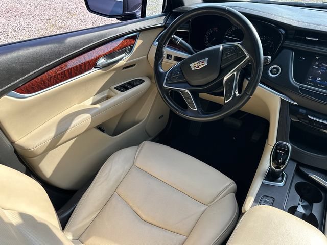 Used 2018 Cadillac XT5 Luxury AWD/4WD image 24