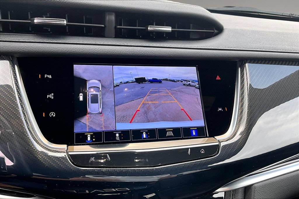 Certified 2024 Cadillac XT6 Sport w/ LPO, Red Accent Package AWD/4WD image 23