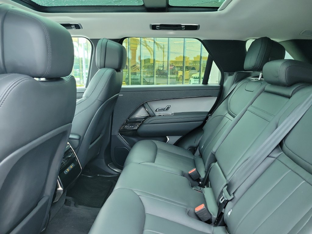 Certified 2024 Land Rover Range Rover Sport SE AWD/4WD image 16