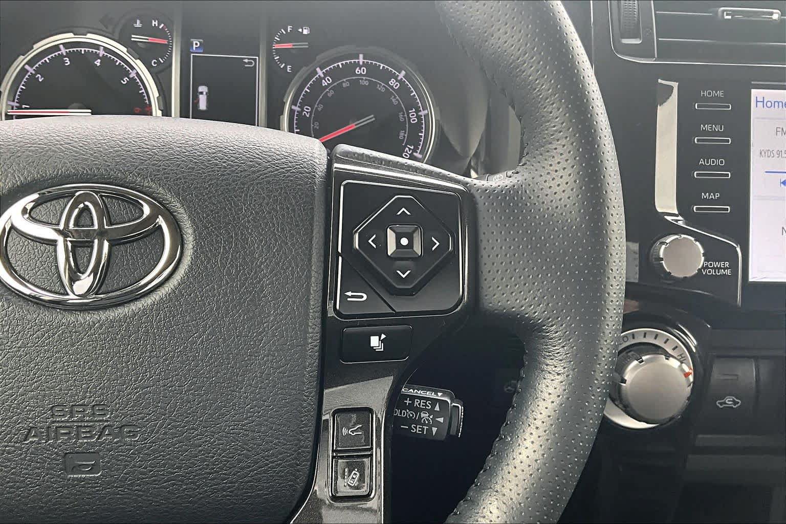 Used 2023 Toyota 4Runner TRD Off-Road Premium w/ Moonroof Package AWD/4WD image 24