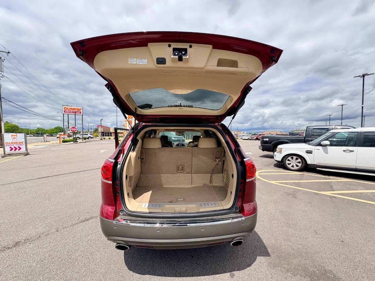 Used 2009 Buick Enclave CXL w/ Entertainment Package #3 AWD/4WD image 28