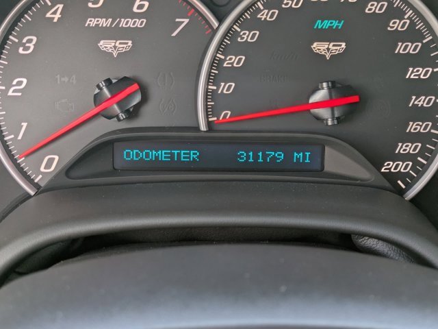 Used 2013 Chevrolet Corvette Convertible w/ 3LT Preferred Equipment Group image 27