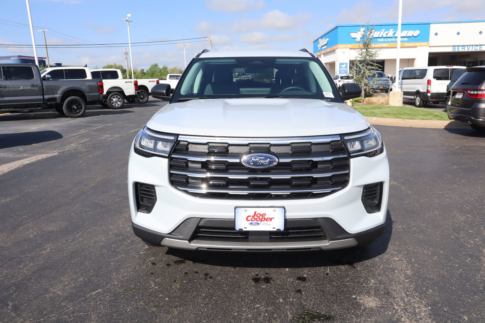 New 2026 Ford Explorer Active RWD image 10