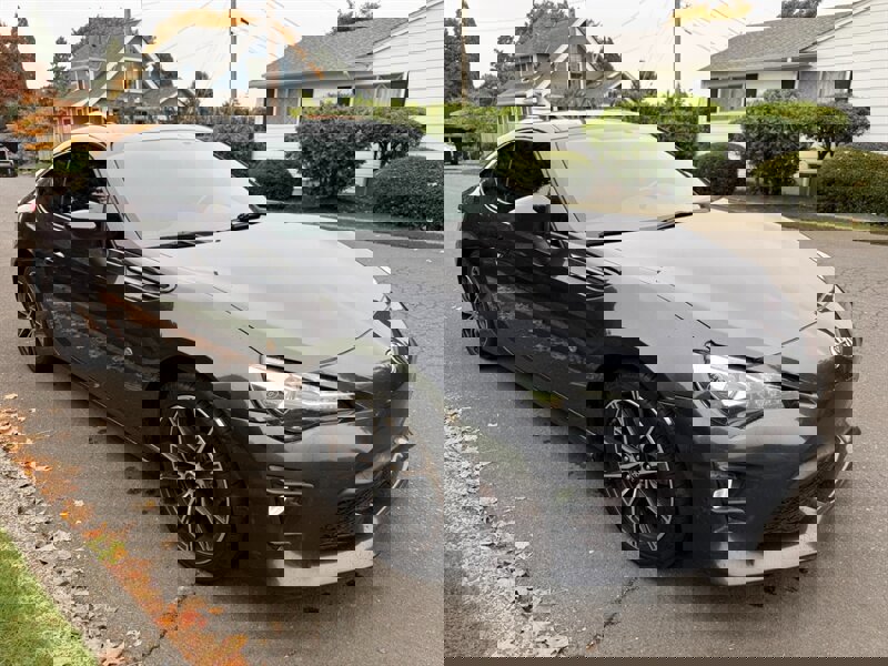 Used 2017 Toyota 86 image 6