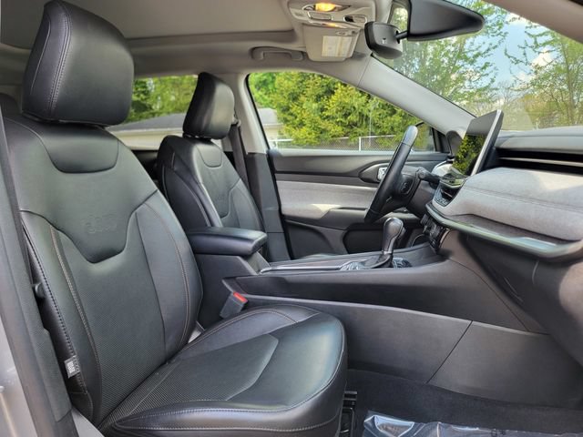 Certified 2022 Jeep Compass Latitude w/ Sun and Sound Group AWD/4WD image 24