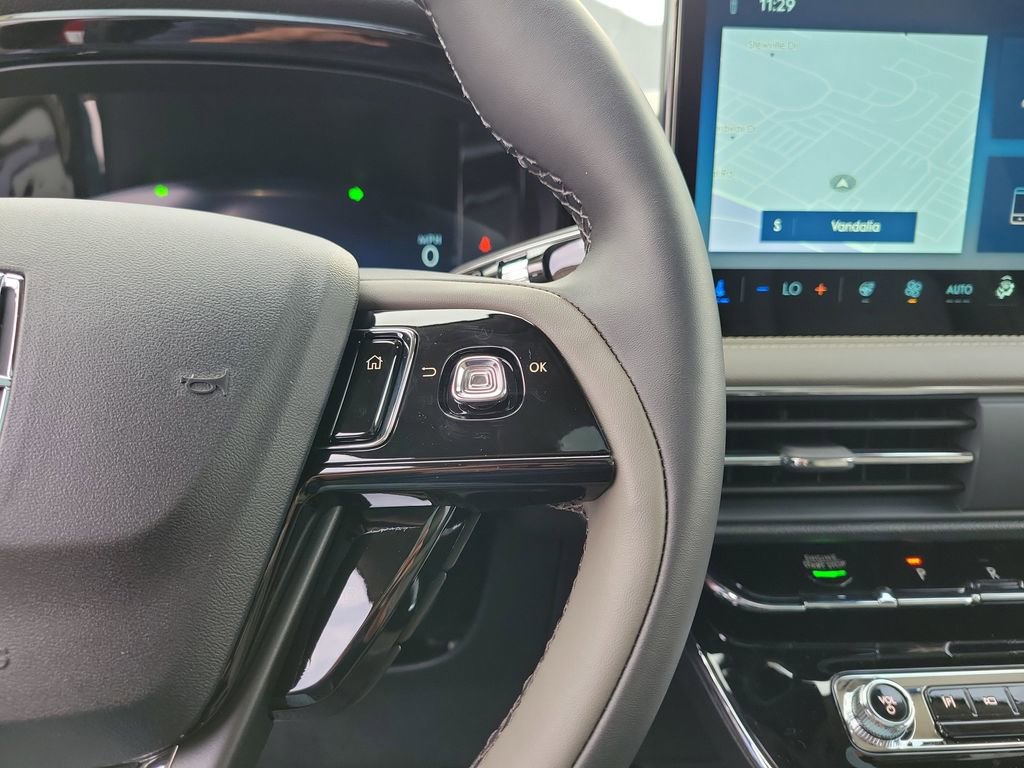 New 2026 Lincoln Corsair Premiere image 24