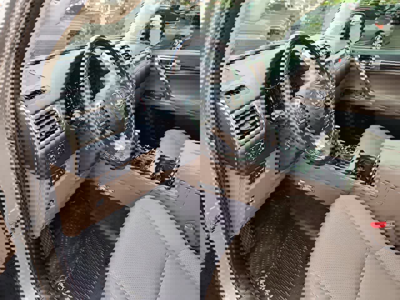 Used 2020 Lexus GX 460 Luxury image 10