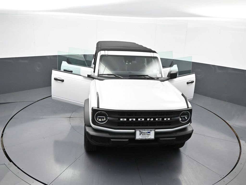 Used 2021 Ford Bronco Base image 48