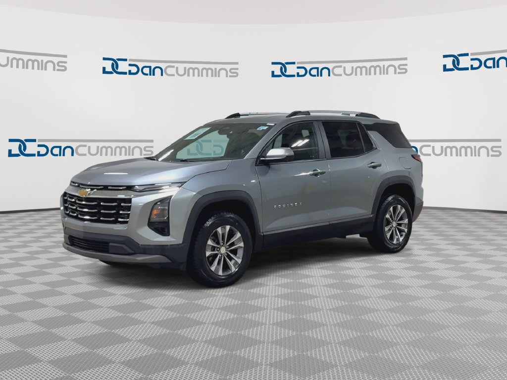 Used 2025 Chevrolet Equinox LT w/ Convenience Package II FWD image 4