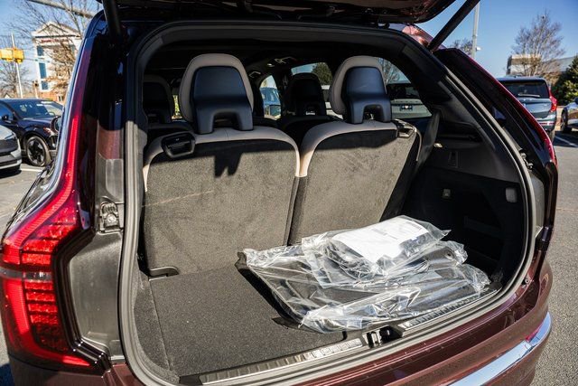New 2026 Volvo XC90 B6 Plus image 10