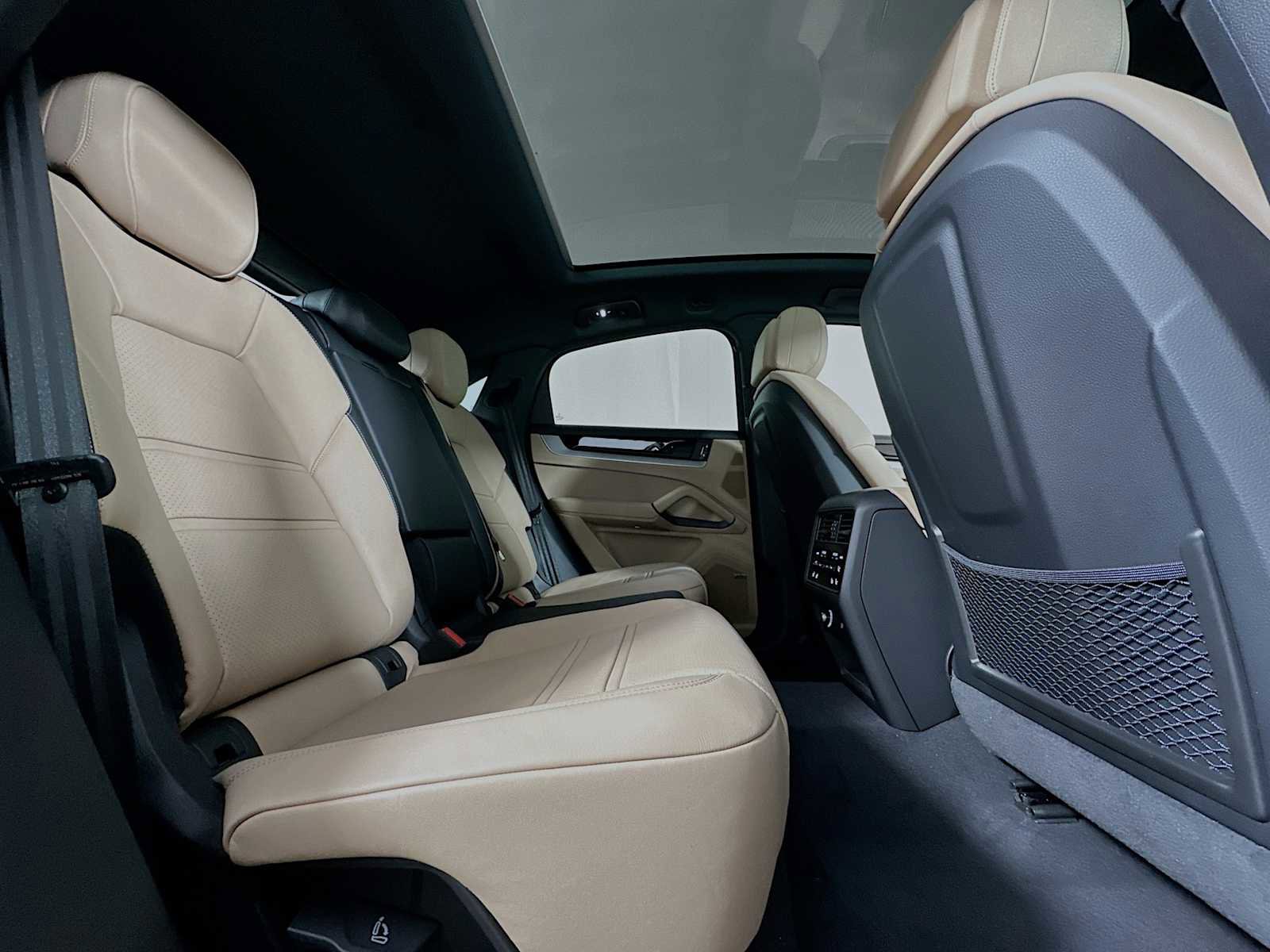 New 2026 Porsche Cayenne Coupe image 28