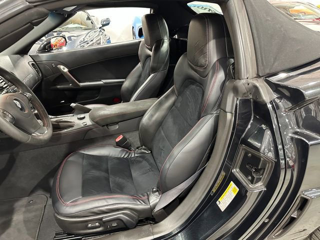 Used 2012 Chevrolet Corvette Grand Sport w/ 3LT Preferred Equipment Group RWD image 12
