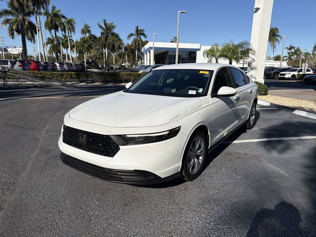 Certified 2025 Honda Accord LX image 6