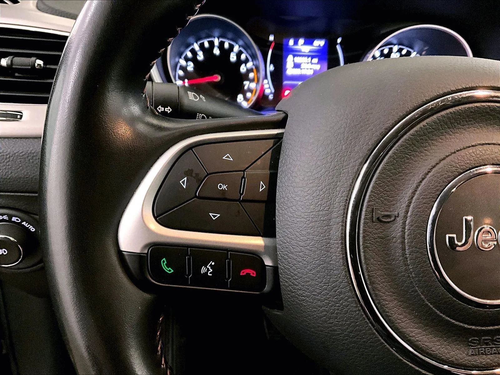 Used 2020 Jeep Compass Latitude image 17