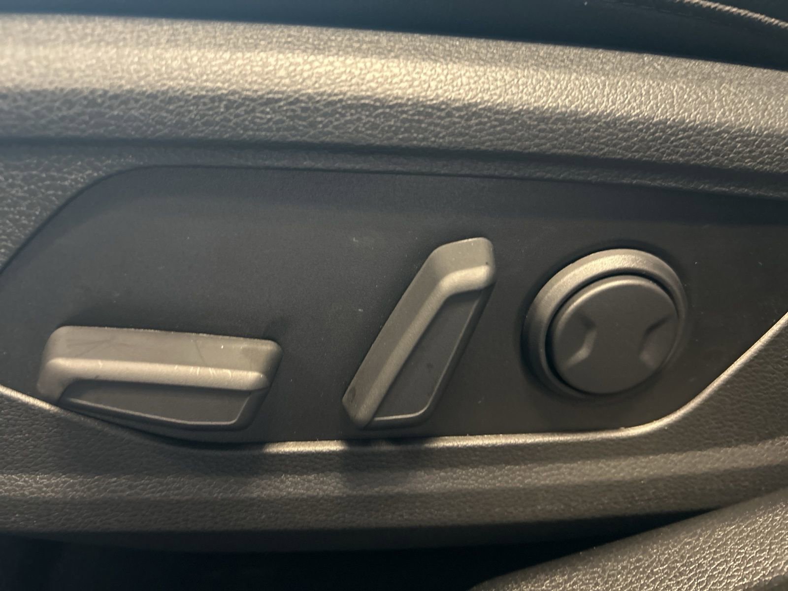 New 2026 Kia Sportage EX w/ EX Panorama Roof Package image 16