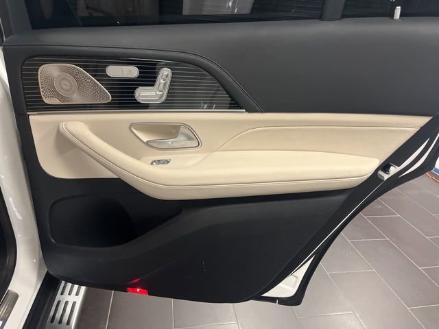 Used 2024 Mercedes-Benz GLS 63 AMG 4MATIC image 14