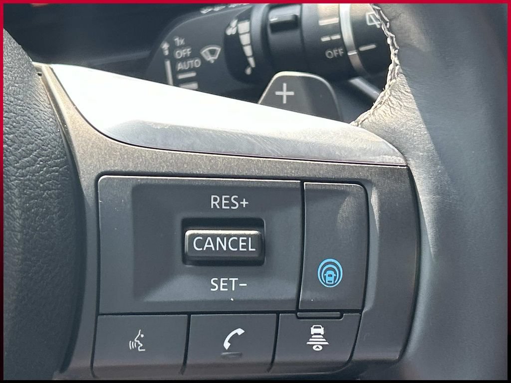 Used 2023 INFINITI QX60 Sensory FWD image 32