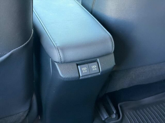 Used 2022 Toyota Prius Prime XLE FWD image 16
