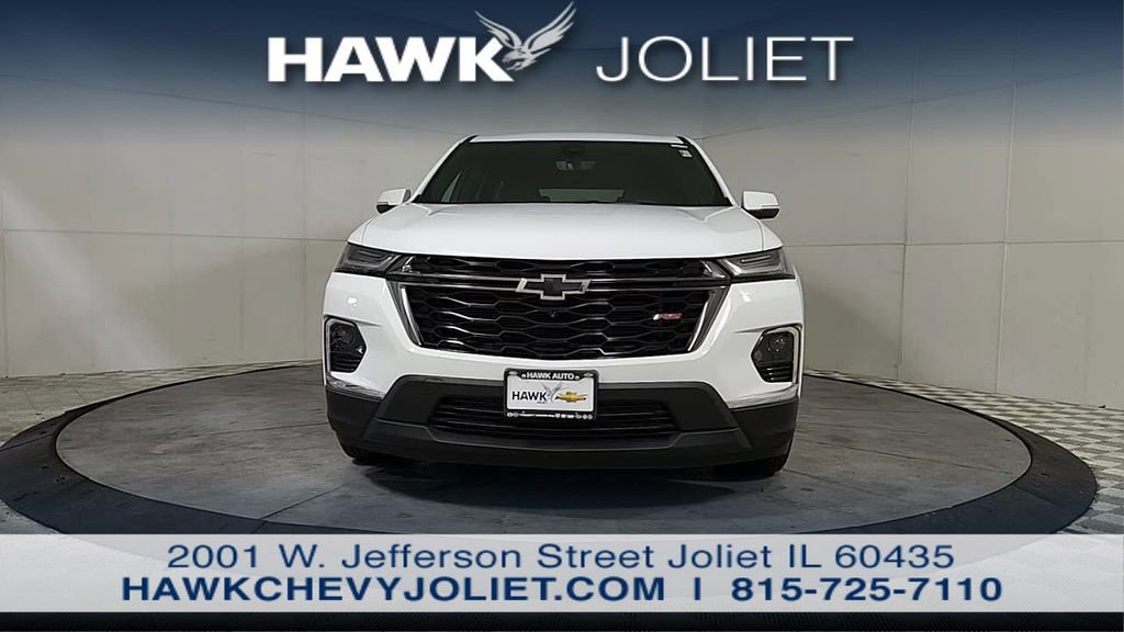 Used 2023 Chevrolet Traverse RS AWD/4WD image 3